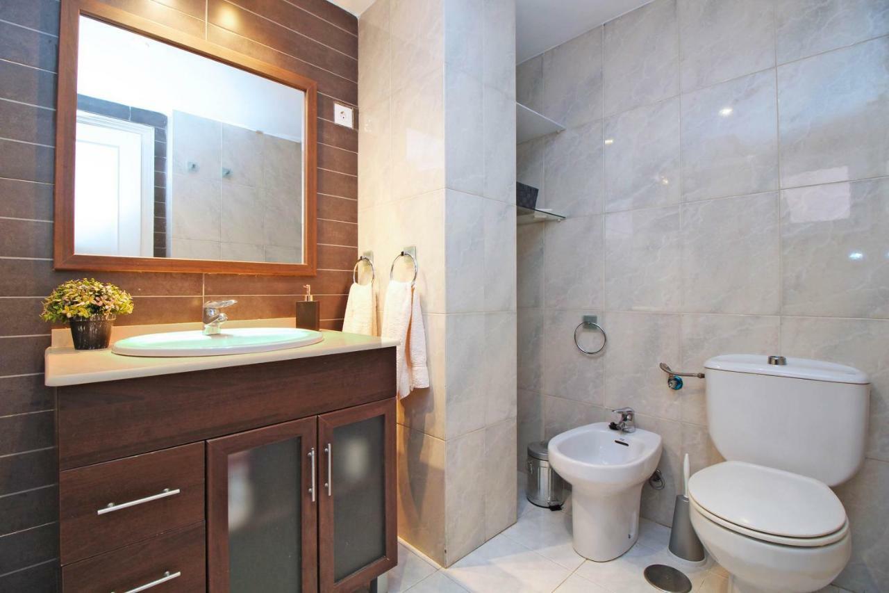 Del Parque Flats Malagueta Beach مالقة المظهر الخارجي الصورة